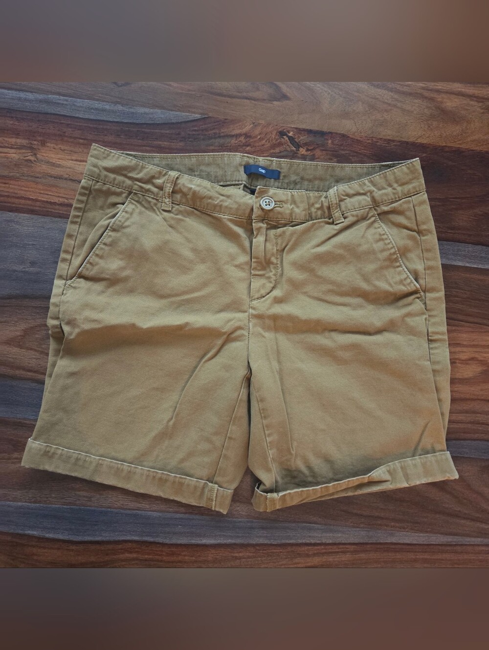 Cool GAP Ladies Chino Shorts Size 4 Faded Brown